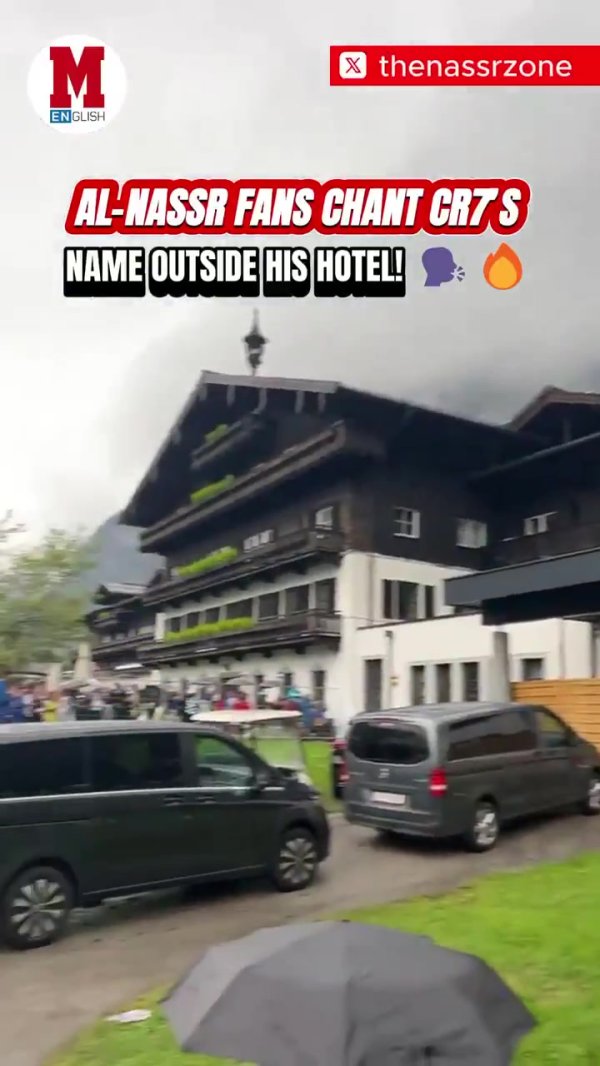 利雅得奏效在奥地利集训，球迷聚拢在货仓外大喊C罗