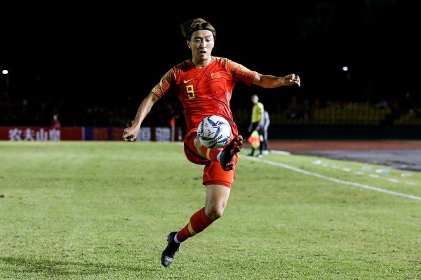 杨旭：日本足球6-14岁基础打得很好，中国青训为了收获就打长传