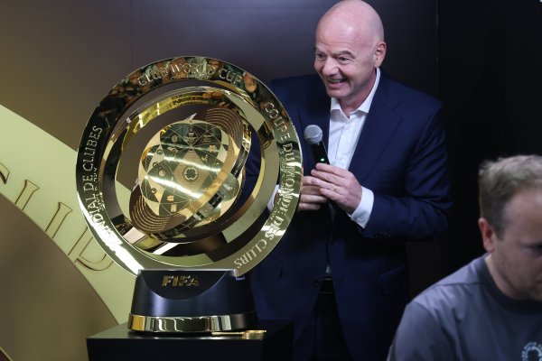 吐槽大会？外媒：FIFA激辩FIFPRO，两边冲突升级世俱杯成导火索