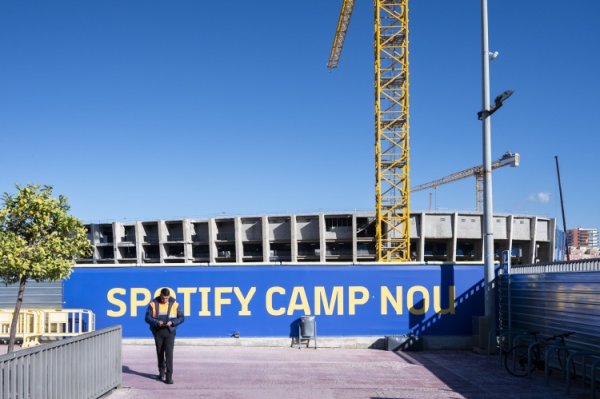 巴萨官方：欧冠小组赛第2轮，对阵巴黎将移师在奥林匹克球场进行