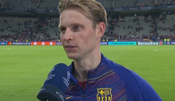 德容：主场临了时分丢球让东说念主失望，但欧冠很长这比赛不是决定性的