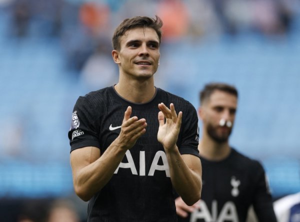 德太空记者：热刺在讲求接头买断帕利尼亚，弗兰克与他相干高超