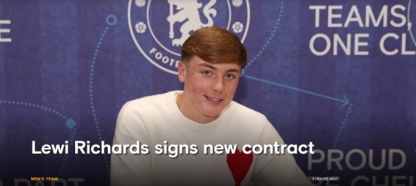 中后场多面手！切尔西官方：和17岁小将莱维-理查兹签下奇迹公约