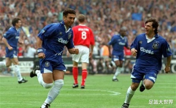 冲破过切尔西转会费记载, 却介怀大利队踢不上主力, 笑面虎运交华盖