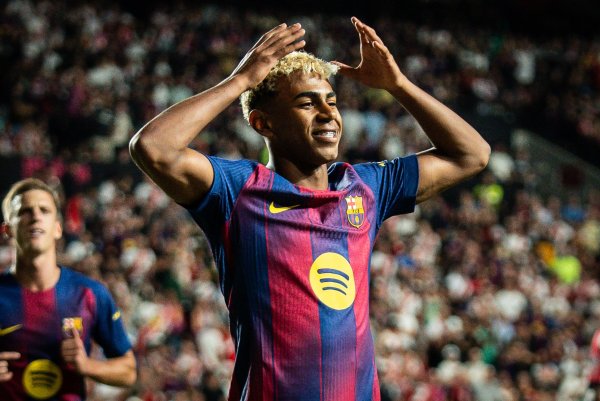 亚马尔19岁之前欧冠打进7球高出劳尔，同庚岁仅少于姆巴佩