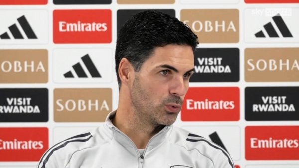 塔帅：AI很强但咱们濒临的是活生生的东说念主；将来被AI取代？谁知说念呢