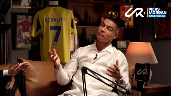裁剪众人！摩根预报把C罗说“不念念谦善”放梅西话题后，实质谈车
