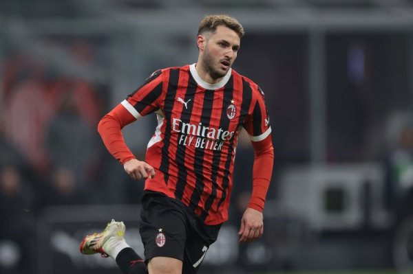 希门尼斯：前几个月我带伤踢比赛，但脚踝痛苦加重将缺席一段手艺