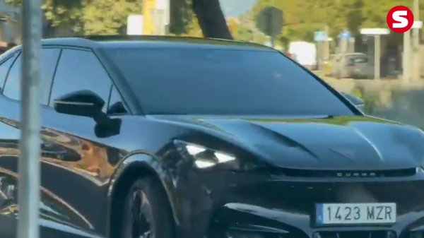 每体：拉菲尼亚回到巴萨基地链接康复程度，本日可能单独测验