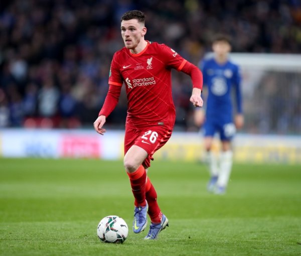 罗伯逊：这样的曼城能打败英超任何敌手 那球没吹恶果可能不同