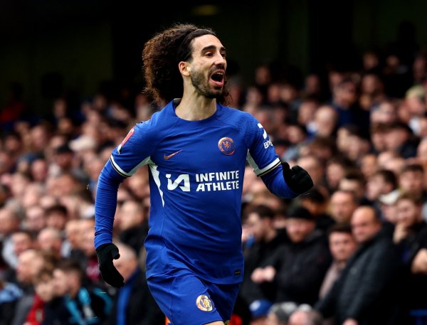 鲁尼：库库的阐扬让东谈主不成念念议，埃斯特旺今天的阐扬号称圆善