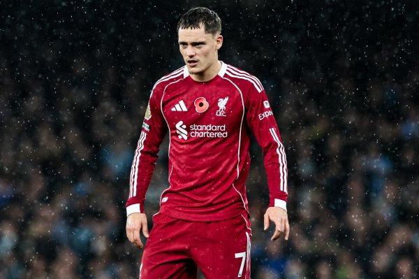 欧冠发挥顶级！维尔茨本赛季4场2助攻，16次关键传球是同时最多