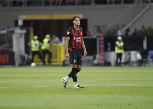 迪马济奥：迈尼昂、加比亚和里奇提前1天回顾米兰合练