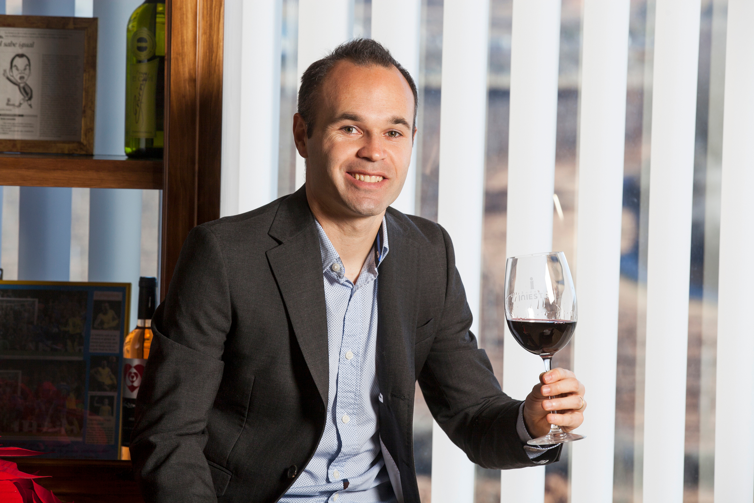 芳华无敌！18岁埃斯特旺劲射破门，巴西1-0跨越塞内加尔！